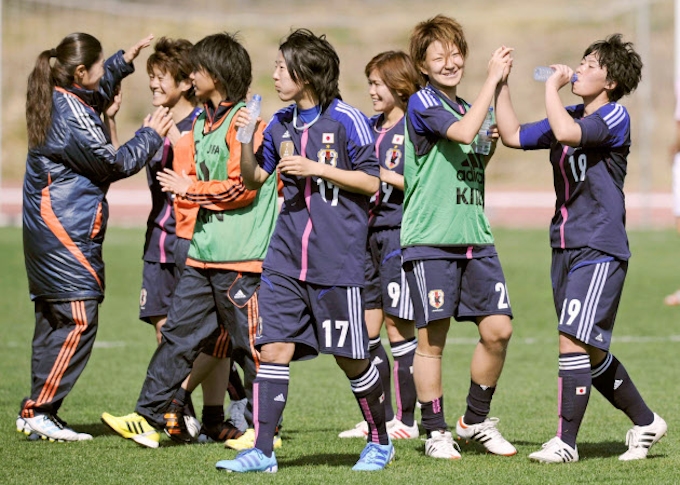 なでしこ得失点差で組2位 米国首位 アルガルベ杯 日本経済新聞
