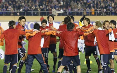 イングランドサッカーで起きた ムアンバの奇跡 日本経済新聞