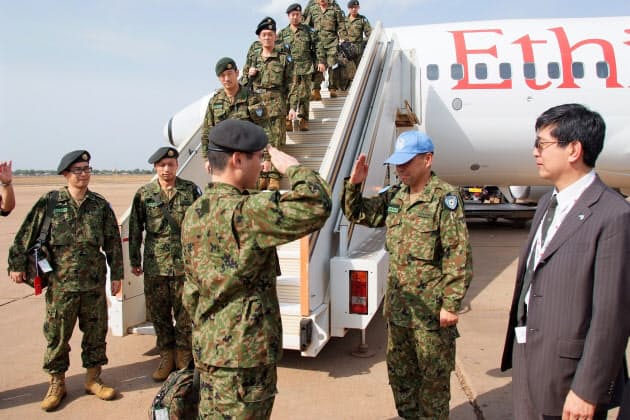 陸上自衛隊 Pkoのため南スーダン入り 1ドルは何ユーロ Nikkei Style 陸上自衛隊 Pkoのため南スーダン入り 1ドルは何ユーロ Nikkei Style