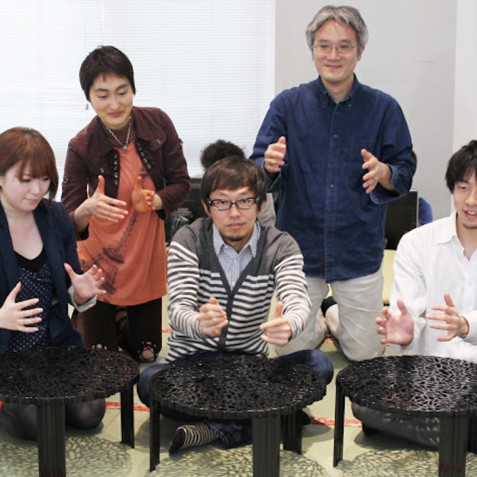 エアろくろ ブームに乗れ バズワードはこう使う 日本経済新聞 エアろくろ ブームに乗れ バズワードはこう使う 日本経済新聞