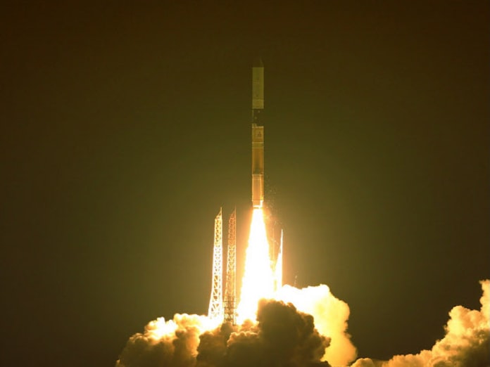 H2a打ち上げ成功 韓国衛星などを軌道投入 日本経済新聞 H2a打ち上げ成功 韓国衛星などを軌道投入 日本経済新聞