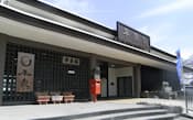 JR東日本が6月末の完成を目指して「エコステ」化を進める東北本線の平泉駅(岩手県平泉町)