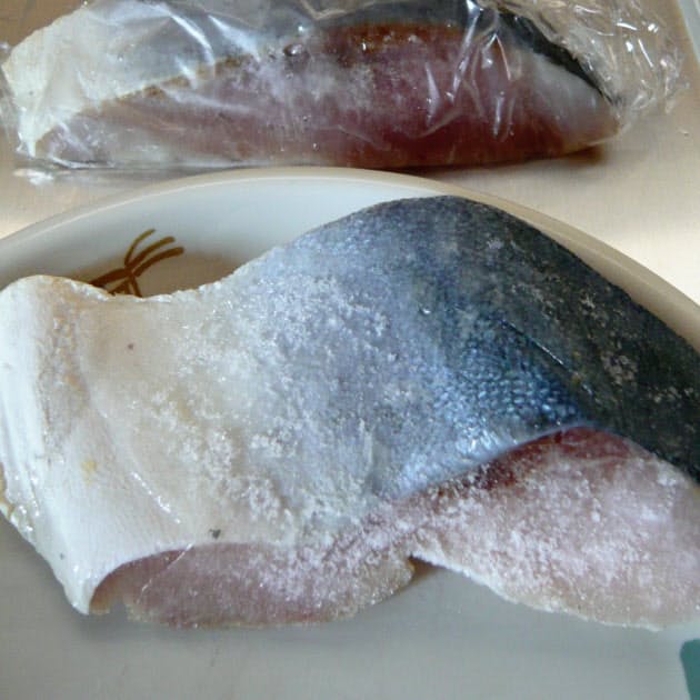 冷凍した肉や魚 おいしく解凍する裏ワザ Nikkei Style 冷凍した肉や魚 おいしく解凍する裏ワザ Nikkei Style