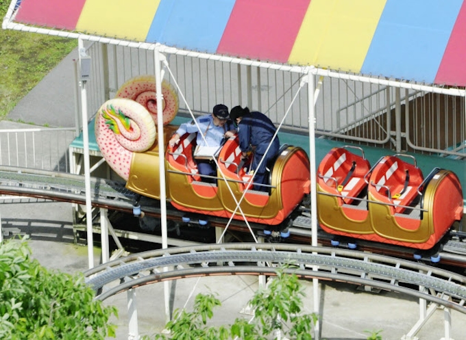 コースターから転落 6歳男児重傷 群馬の遊園地 日本経済新聞