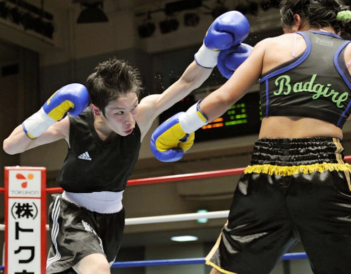 小関 単独最多8度目防衛 Wbc女子アトム級 日本経済新聞 小関 単独最多8度目防衛 Wbc女子アトム級 日本経済新聞
