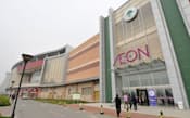 イオンは食品スーパーとショッピングセンター(SC)を中国事業の両輪とする(北京市のSC)