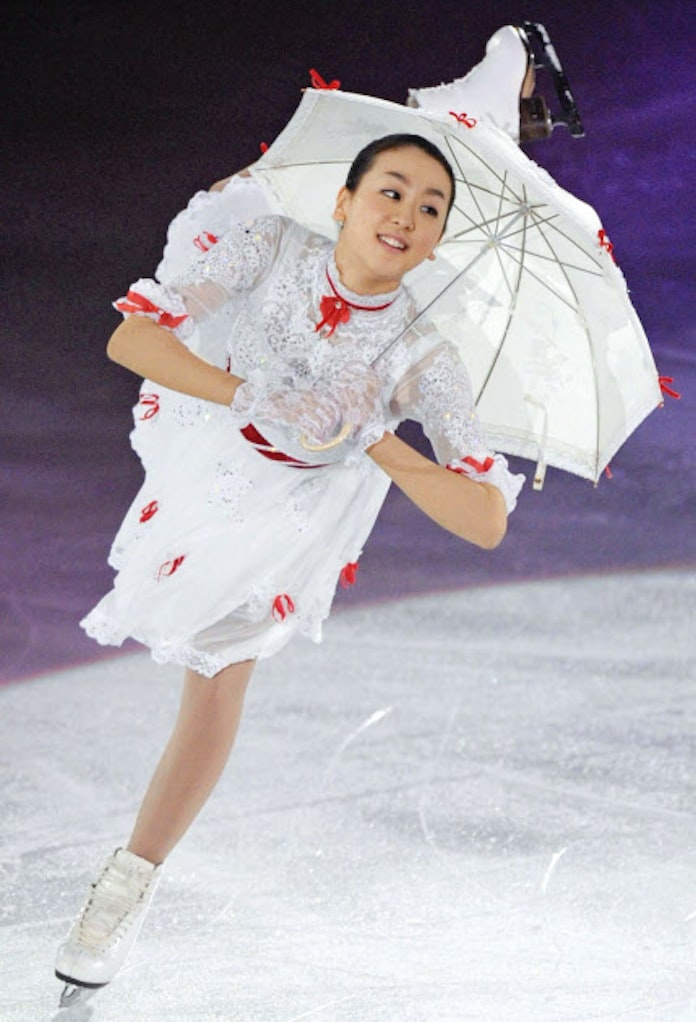 浅田 白の衣装 メリー ポピンズ アイスショーで披露 日本経済新聞 浅田 白の衣装 メリー ポピンズ アイスショーで披露 日本経済新聞