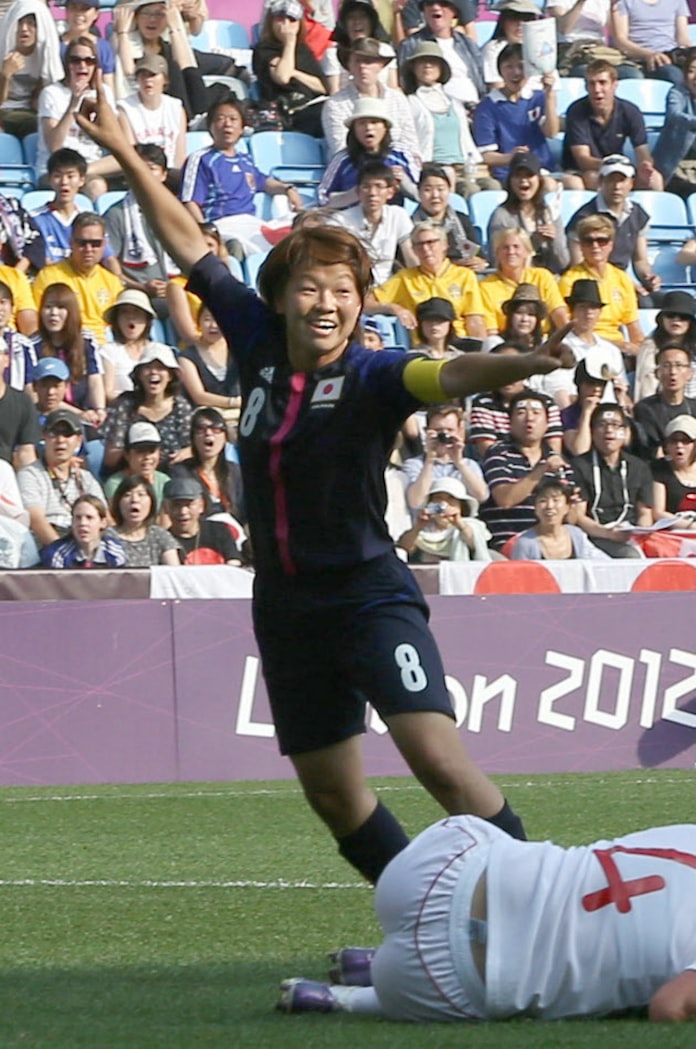 なでしこ メダルへ白星発進 カナダに2 1 日本経済新聞 なでしこ メダルへ白星発進 カナダに2 1 日本経済新聞