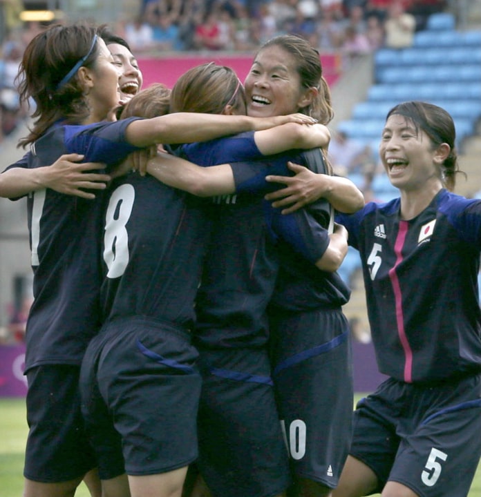 日本経済新聞