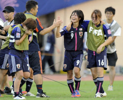 ヤングなでしこ3位 サッカーu女子w杯 日本経済新聞 ヤングなでしこ3位 サッカーu女子w杯 日本経済新聞