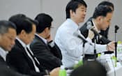 「大阪維新の会」の公開討論会で発言する橋下大阪市長(9日午後、大阪市中央区)　