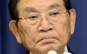 田中法相の辞任問題で政権は傷口を広げた(12日、法務省での記者会見)