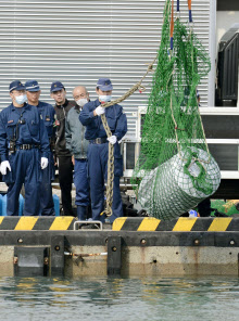 岡山の海中からドラム缶発見 尼崎遺棄事件 日本経済新聞