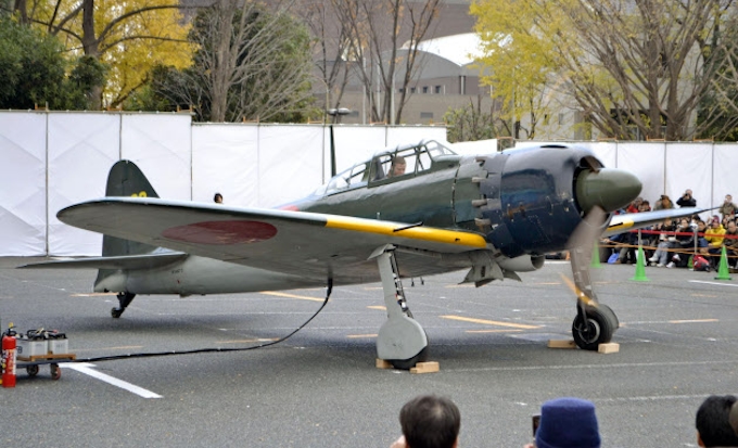 飛行可能なゼロ戦展示 製造時のエンジンも始動 日本経済新聞