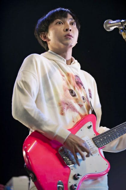 神聖かまってちゃん東京公演 幅広い音楽性 怒濤の演奏 Nikkei Style 神聖かまってちゃん東京公演 幅広い音楽性 怒濤の演奏 Nikkei Style