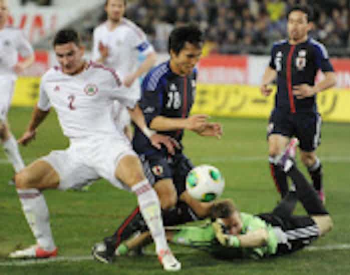 サッカー日本 改めて証明された ベストのワントップ 日本経済新聞