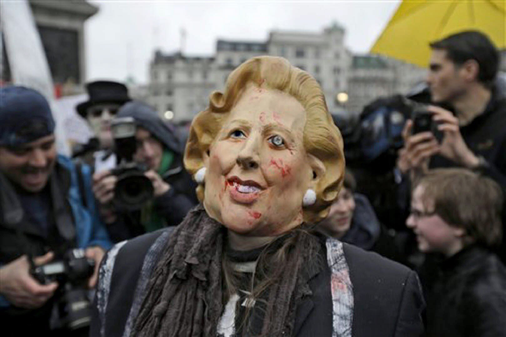 欧州inside 今昔 鉄の女 サッチャーとメルケルの相似形 日本経済新聞 欧州inside 今昔 鉄の女 サッチャーとメルケルの相似形 日本経済新聞