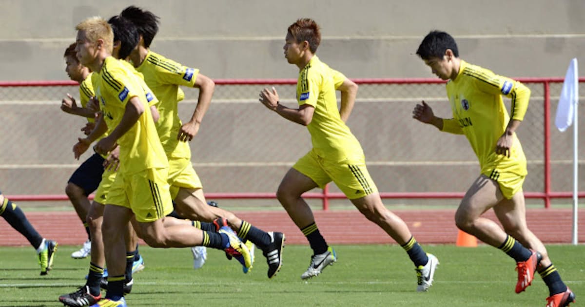 日本 イタリア戦に向け移動 サッカー コンフェデ杯 日本経済新聞 日本 イタリア戦に向け移動 サッカー コンフェデ杯 日本経済新聞