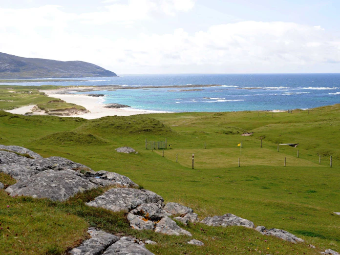 リンクス旅に出かけよう 島々に野趣あふれるコース 最果てのヘブリディーズ 日本経済新聞 リンクス旅に出かけよう 島々に野趣あふれるコース 最果てのヘブリディーズ 日本経済新聞