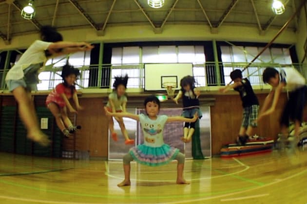女子高生が夢中のトリック写真 Iphoneで挑戦 Nikkei Style 女子高生が夢中のトリック写真 Iphoneで挑戦 Nikkei Style