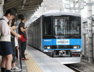 東武系 東急5000系 私鉄 新型車両で省エネ競う 日本経済新聞 東武系 東急5000系 私鉄 新型車両で省エネ競う 日本経済新聞