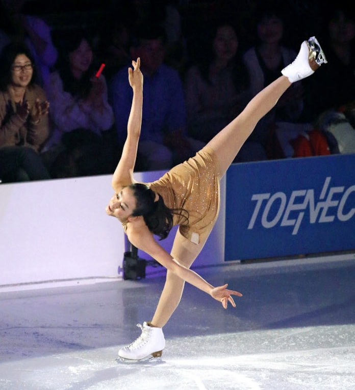 五輪で最高の演技を 浅田がアイスショー出演 日本経済新聞 五輪で最高の演技を 浅田がアイスショー出演 日本経済新聞
