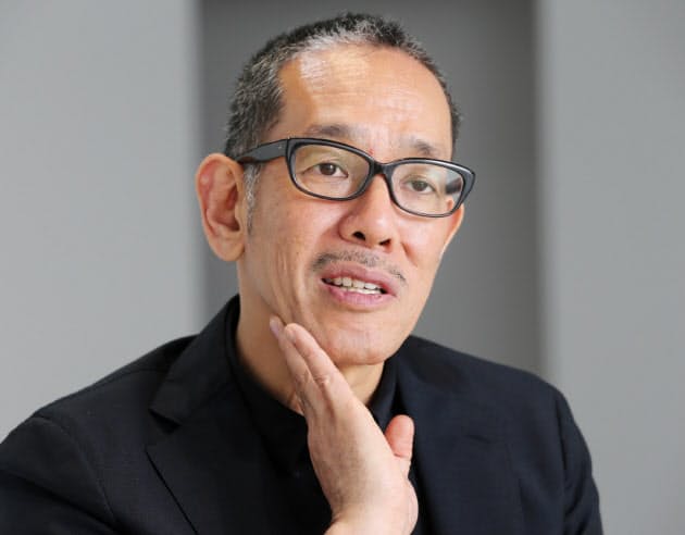 ユニクロデザイナーが語る 1億人の服のデザイン Nikkei Style ユニクロデザイナーが語る 1億人の服のデザイン Nikkei Style