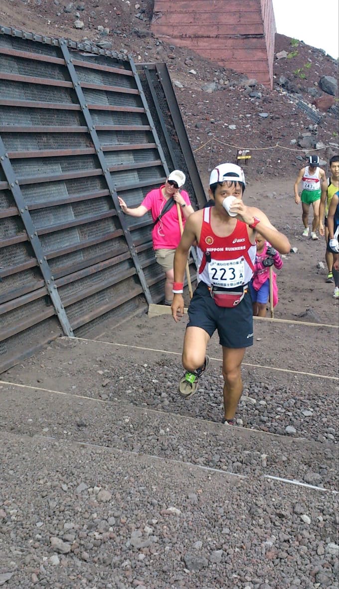 マラソン勝利のヒント 富士登山競走に見た 日本経済新聞 マラソン勝利のヒント 富士登山競走に見た 日本経済新聞