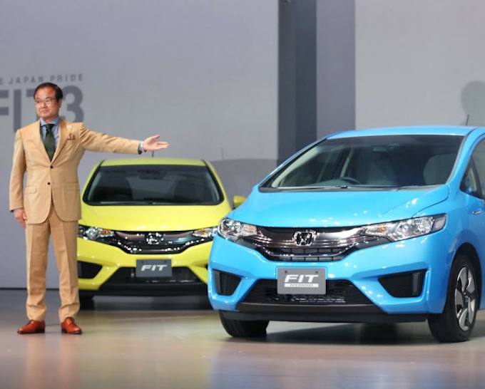 ホンダの新型 フィット 燃費36 4キロで世界最高 日本経済新聞