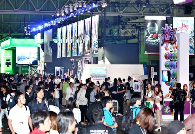 スマホゲーム内の広告を 等価交換 セガ コストを圧縮 日本経済新聞
