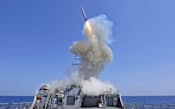 オバマ政権はシリアに対する軍事介入を回避した（11年3月、攻撃に使われる見方も出ていた米軍の巡航ミサイル「トマホーク」）=米海軍提供・ロイター