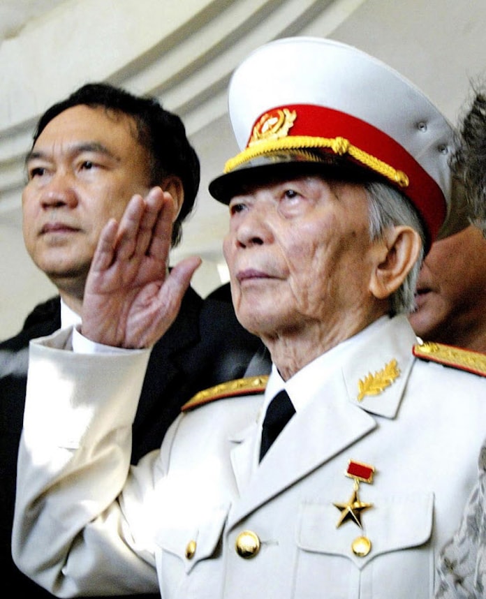 ボー グエン ザップ将軍死去 ベトナム戦争指揮 日本経済新聞 ボー グエン ザップ将軍死去 ベトナム戦争指揮 日本経済新聞