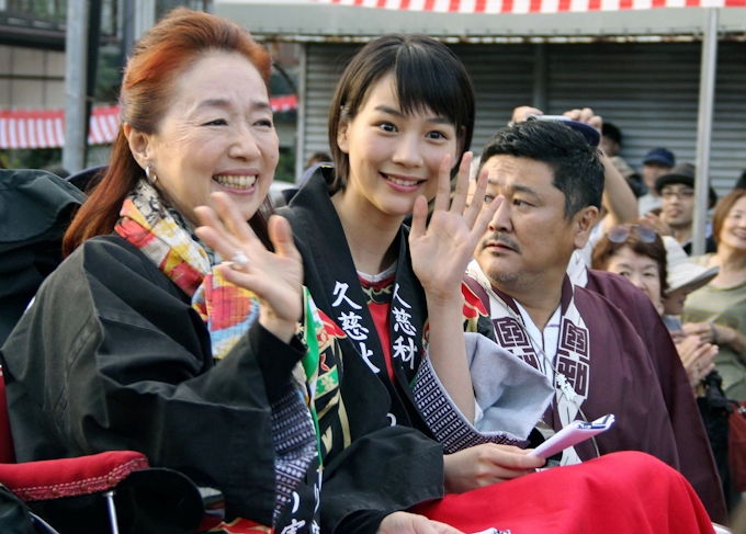 意外すぎた あまちゃん 視聴率 梅ちゃん以下の謎 日本経済新聞