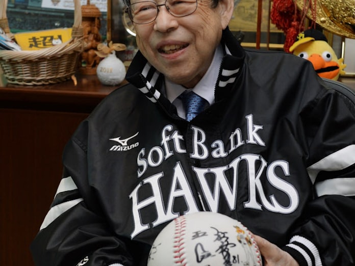笠井和彦さんを悼む ゲームセットはあまりに突然に 日本経済新聞