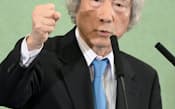 12日、小泉元首相は日本記者クラブの講演で原発ゼロ方針の正当性を力説した=共同