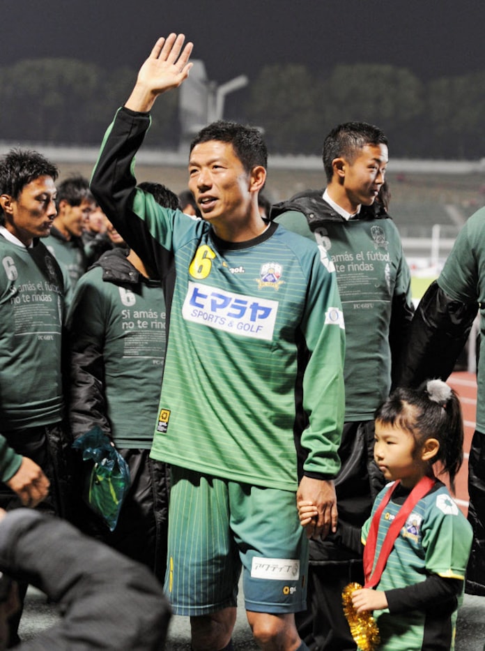 フィールドを去った名選手たち 13年引退 上 日本経済新聞 フィールドを去った名選手たち 13年引退 上 日本経済新聞