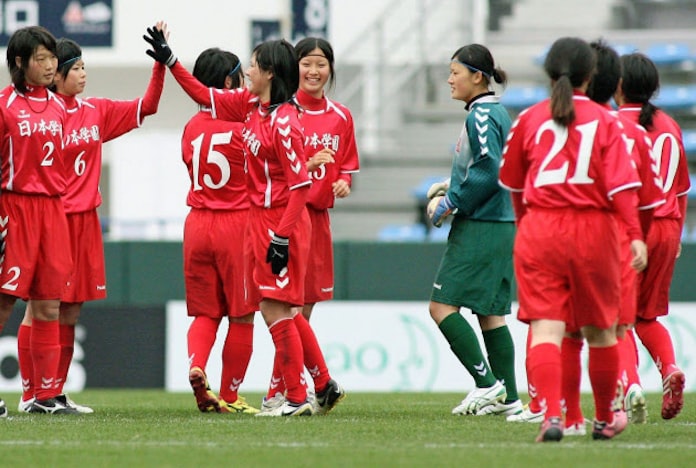藤枝順心と日ノ本学園が決勝へ 全日本高校女子サッカー 日本経済新聞 藤枝順心と日ノ本学園が決勝へ 全日本高校女子サッカー 日本経済新聞