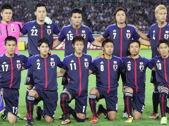 本田圭佑が心の奥底でたぎらせるマグマ 日本経済新聞 本田圭佑が心の奥底でたぎらせるマグマ 日本経済新聞