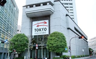 東京証券取引所の大家、平和不動産に海外ファンドの買収観測が浮上している。写真は東証(東京都中央区)