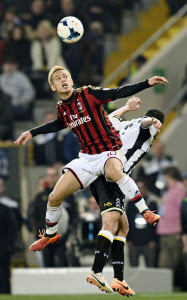 本田はフル出場 Acミラン敗れる 日本経済新聞 本田はフル出場 Acミラン敗れる 日本経済新聞