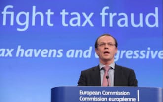 シェメタ欧州委員は域内の税制や脱税に目を光らせる(C)European Union,2014