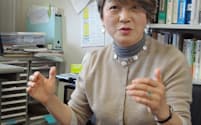 インタビューに答える京都女子大学現代社会学部教授の竹安栄子さん