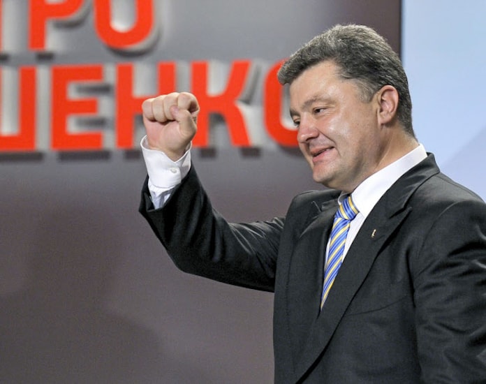 ウクライナ大統領選 親欧米派の元外相 勝利宣言 日本経済新聞 ウクライナ大統領選 親欧米派の元外相 勝利宣言 日本経済新聞