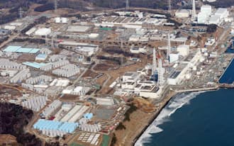 汚染水対策が行われる福島第1原発(3月)