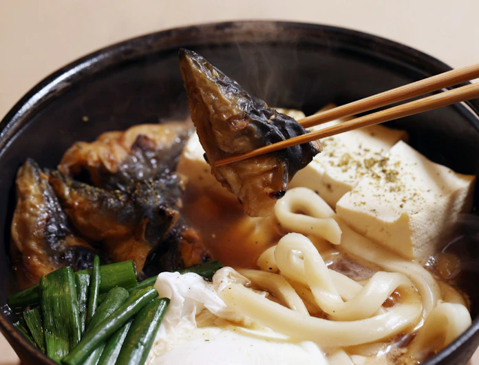 ウナギの頭 大阪ではなぜ食べる 謎解きクルーズ 日本経済新聞 ウナギの頭 大阪ではなぜ食べる 謎解きクルーズ 日本経済新聞