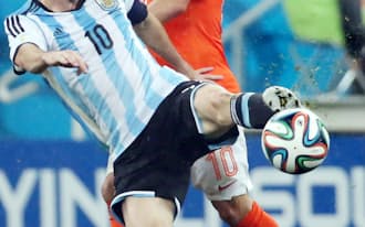 決勝でアルゼンチンの信じるメッシの左足は奇跡を起こすのか=写真　浅原敬一郎