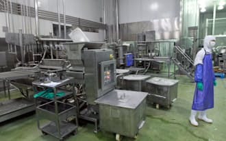 生産が停止した「上海福喜食品有限公司」の工場（20日、上海市）=新華社共同