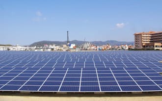 オリックスが2014年3月に運転開始した兵庫県淡路市の大規模太陽光発電所(メガソーラー)