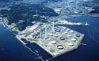 老朽化で停止している横須賀火力発電所の敷地を活用する（神奈川県横須賀市）