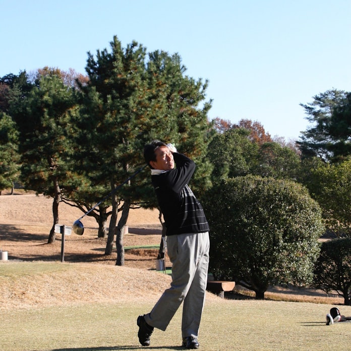 ショットが悪くても結果をよくするゴルフ鉄則 上 日本経済新聞 ショットが悪くても結果をよくするゴルフ鉄則 上 日本経済新聞